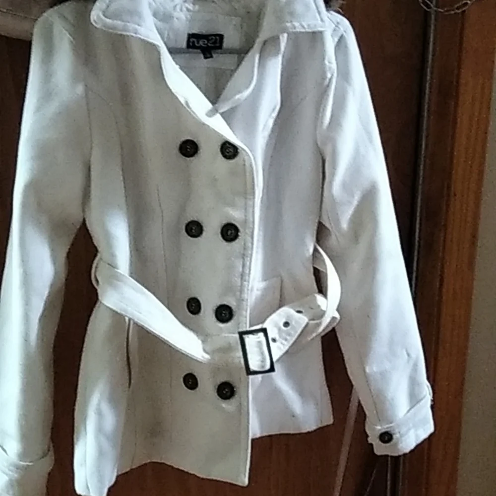 Coat - Picture 5 of 5